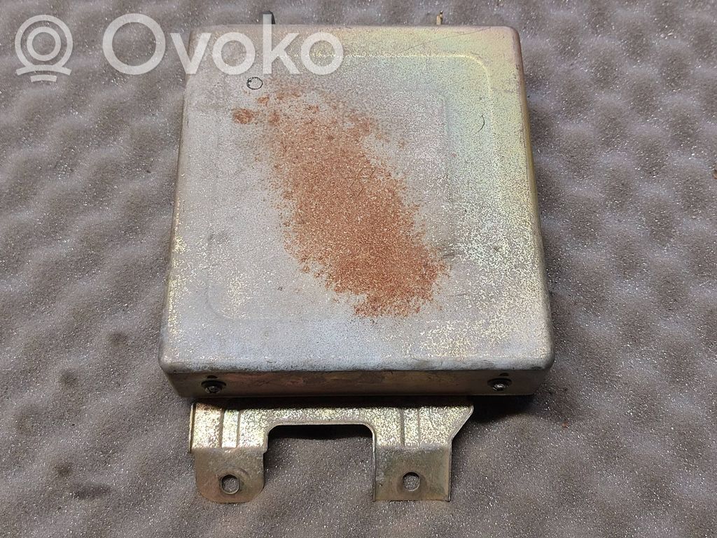 Engine control unit/module   MD757627,G1T16771E1