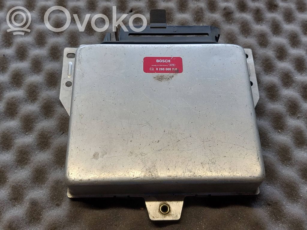 BMW 3 E30 Engine control unit/module 