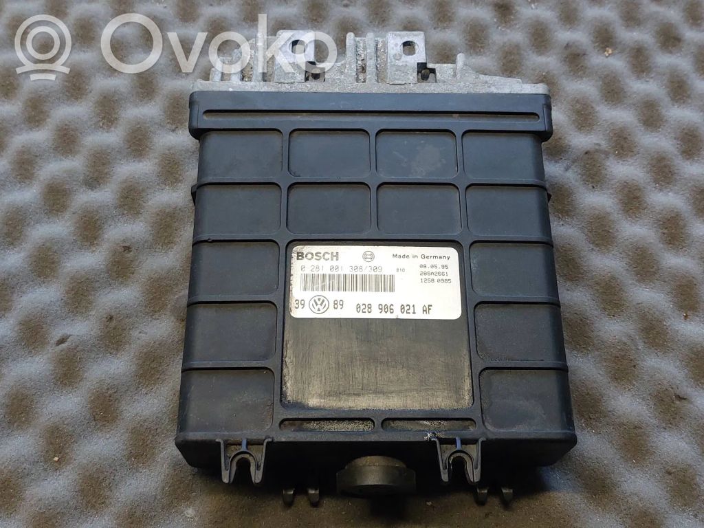 Volkswagen Golf III Engine control unit/module 