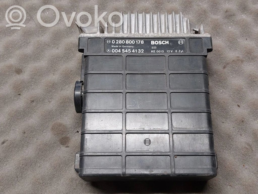 Mercedes-Benz E W124 Engine control unit/module 