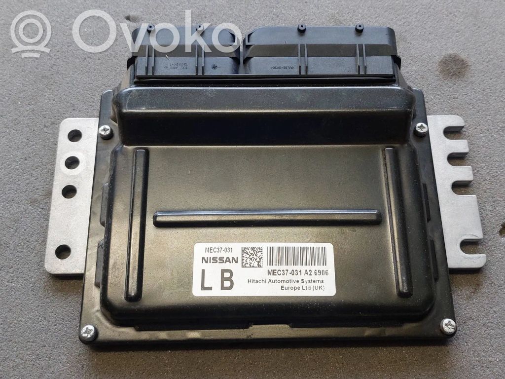 Engine control unit/module   MEC37031