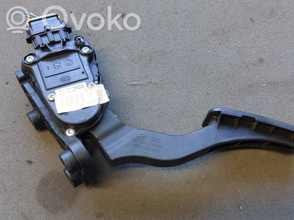 Hyundai i30 Accelerator throttle pedal 