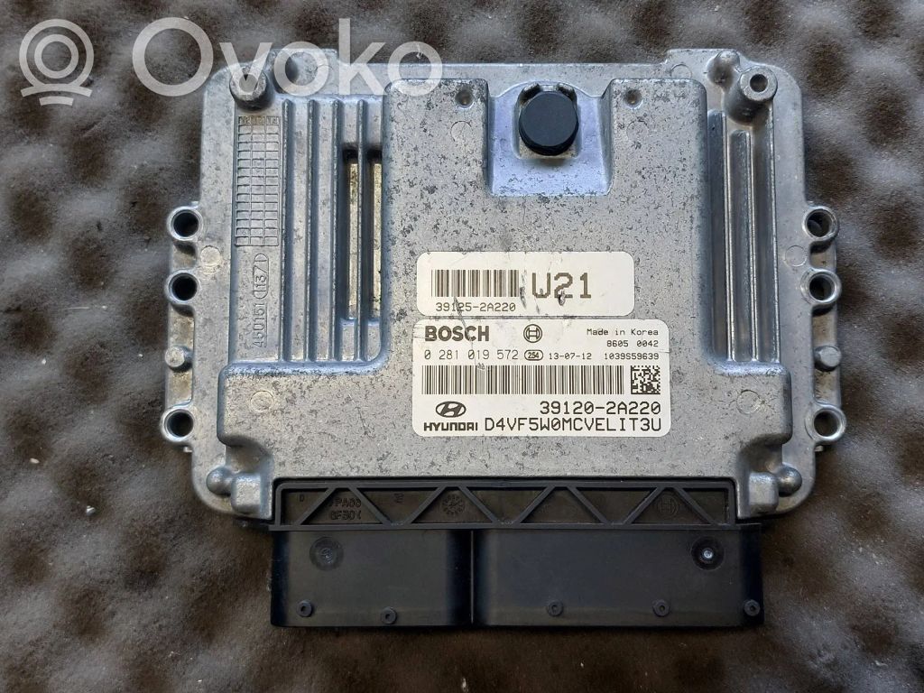 Hyundai i40 Engine control unit/module 