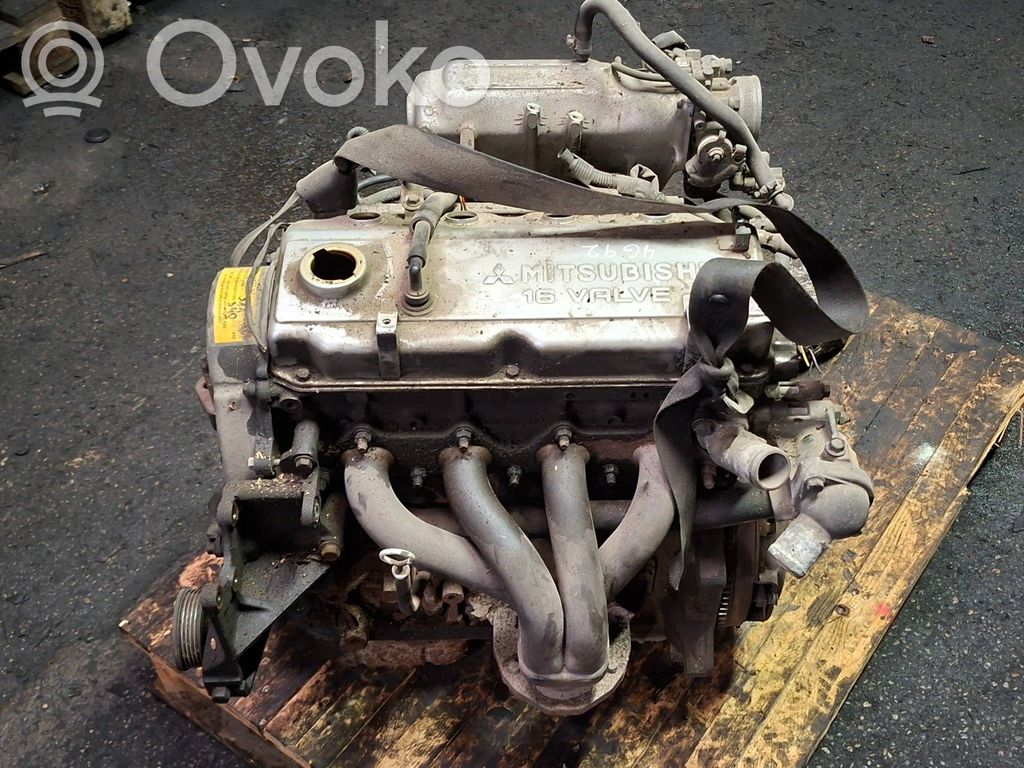 Mitsubishi Carisma Двигатель 