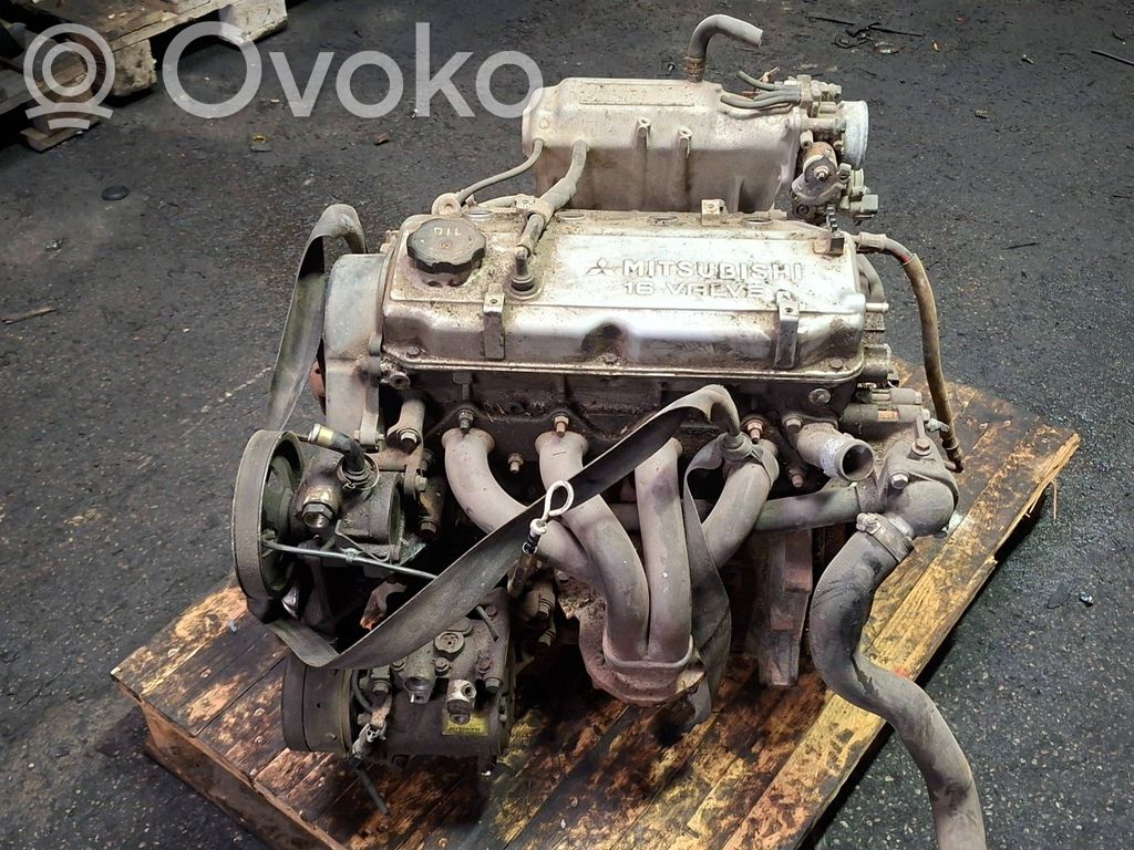 Mitsubishi Carisma Двигатель 
