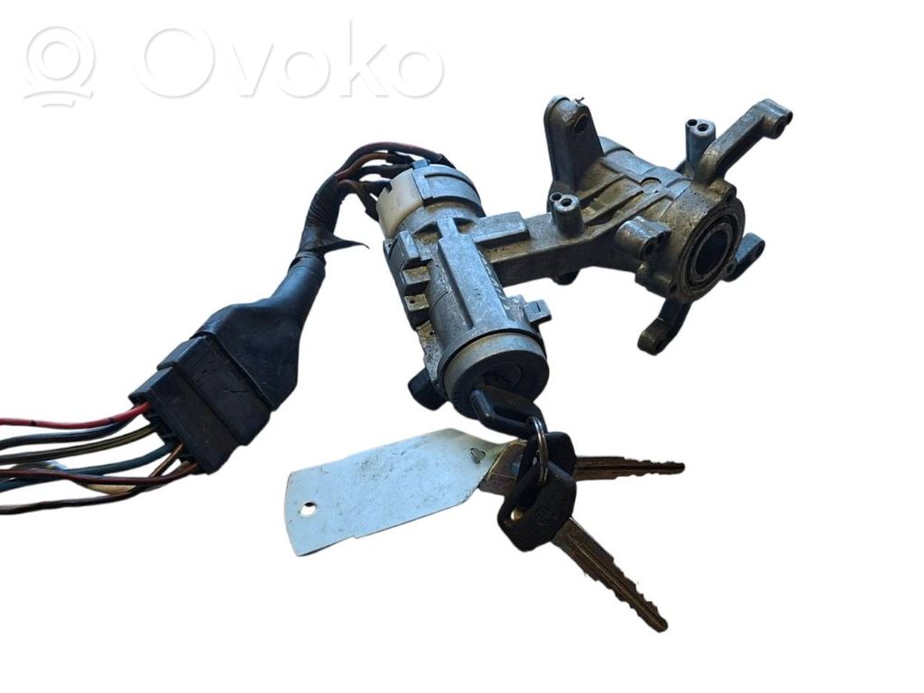 Toyota Corolla E80 Ignition lock 