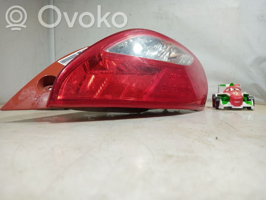 Rear/tail lights   D65151150,D65151150,D65151150