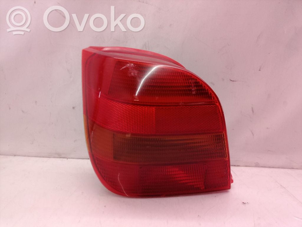 Ford Fiesta Aizmugurējais lukturis virsbūvē 
