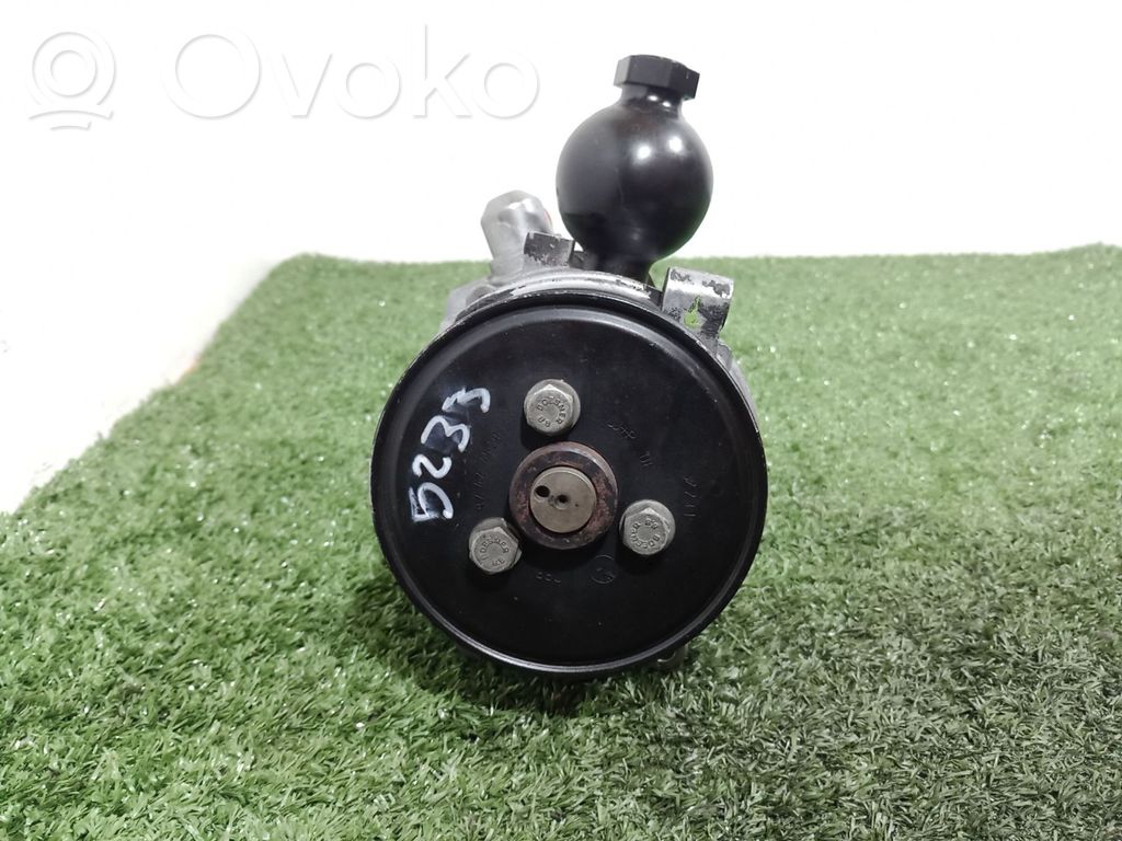 BMW 7 E65 E66 Vairo stiprintuvo siurblys 
