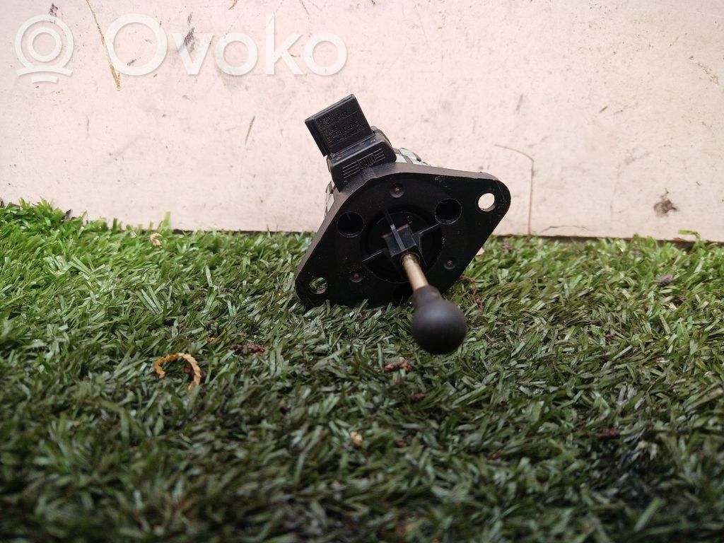 BMW 7 E65 E66 Headlight level adjustment motor 