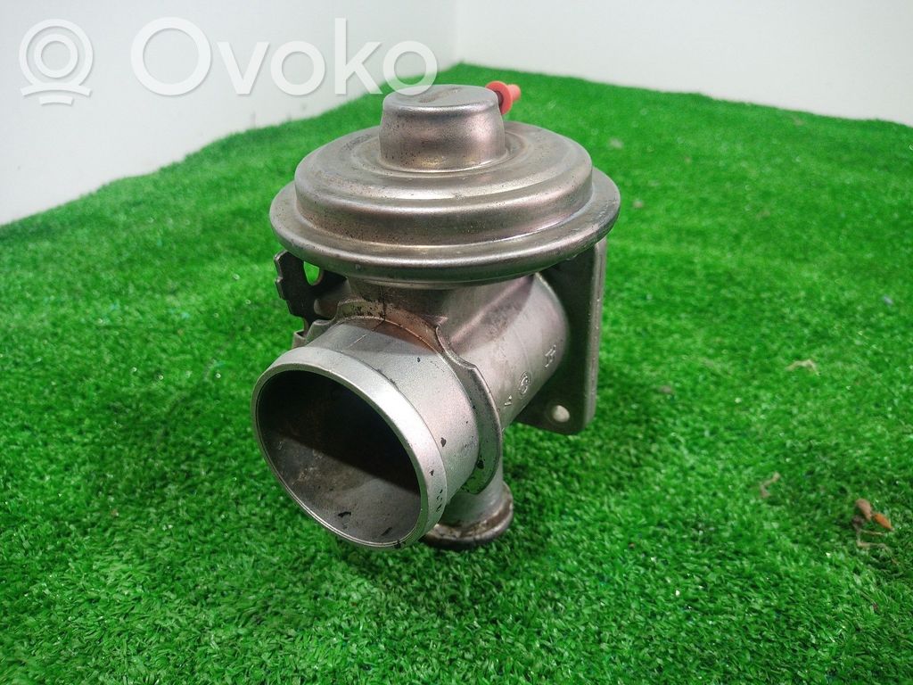BMW 3 E36 EGR valve 