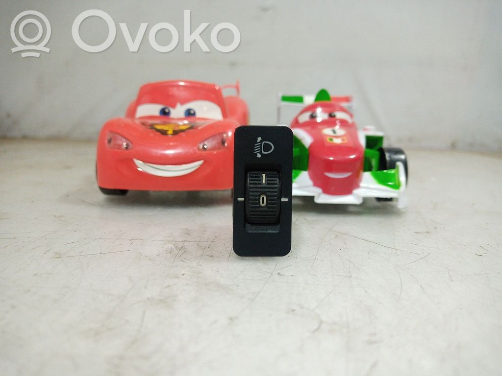 Panelės apšvietimo reguliavimo jungtukas   61318360460,61318360460,61318360460