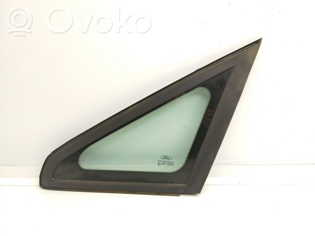 Front triangle window/glass   AS2M23100