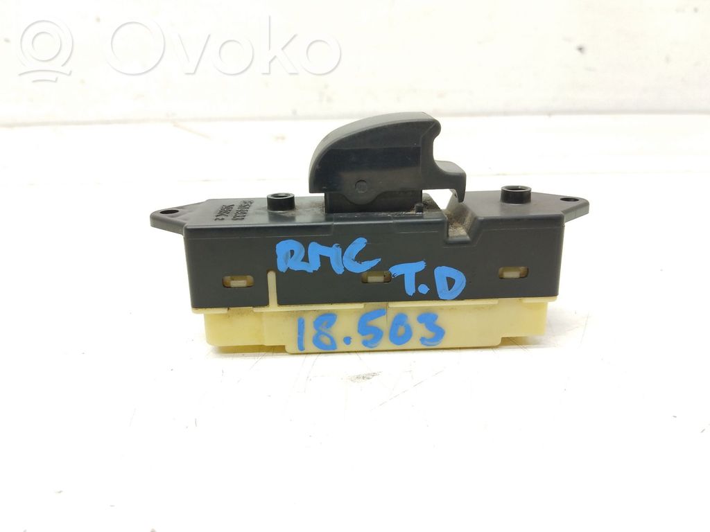 Mitsubishi Grandis Przyciski szyb 