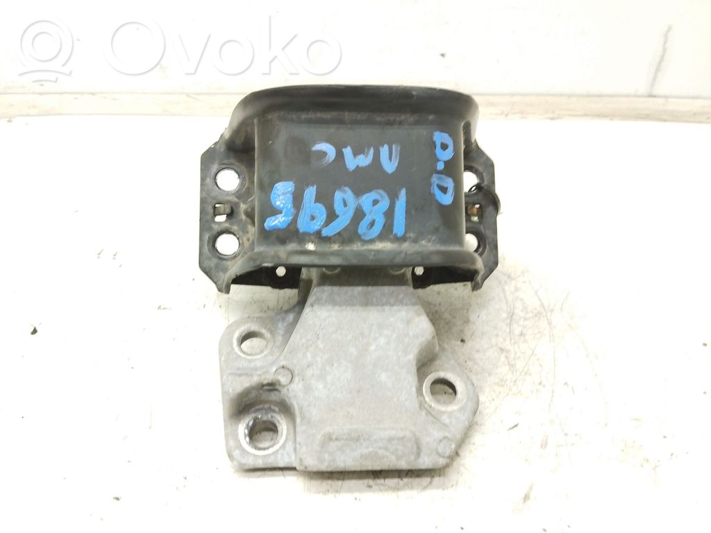 Engine mount bracket   1839J1
