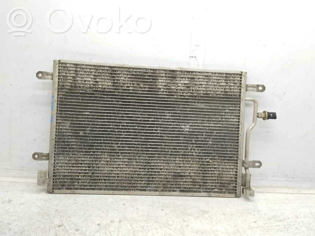 Audi A4 S4 B6 8E 8H Radiator răcire A/C (condensor) 