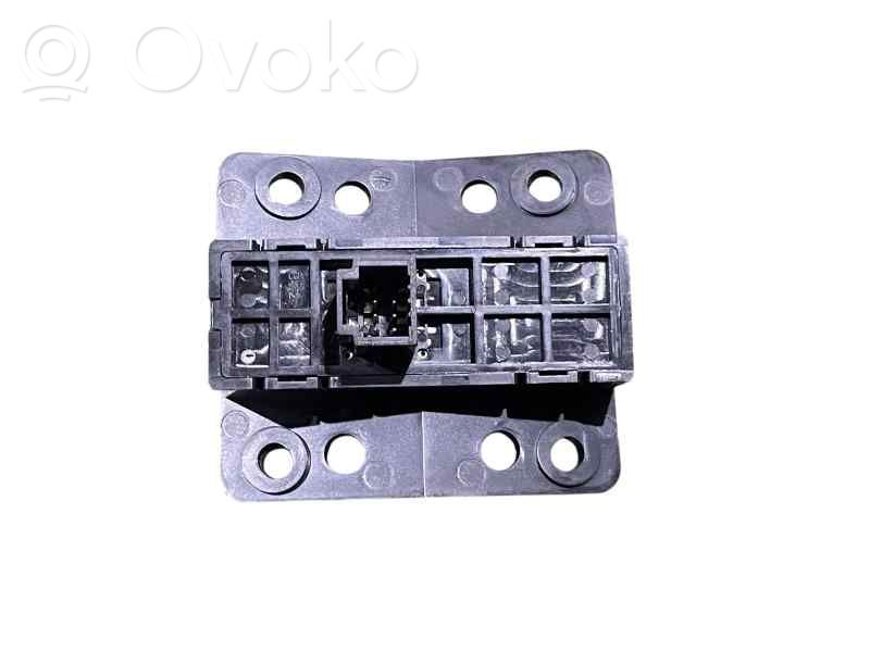 Nissan Pulsar Otros interruptores/perillas/selectores 