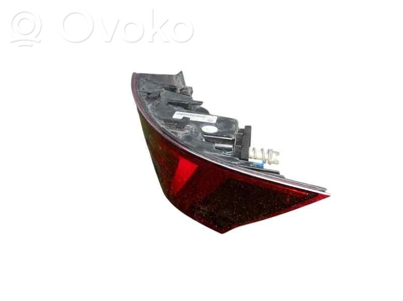 Lampa tylna   3G5945207,814201013G5945207E