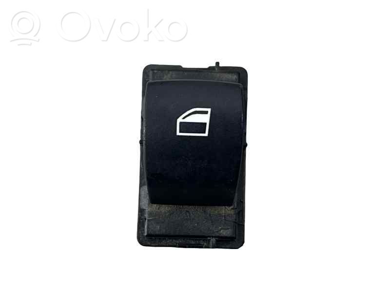 Electric window control switch   9113931,61319113931
