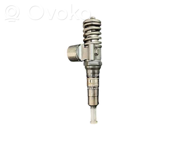 Inyector de combustible   03G130073G,68000912AA