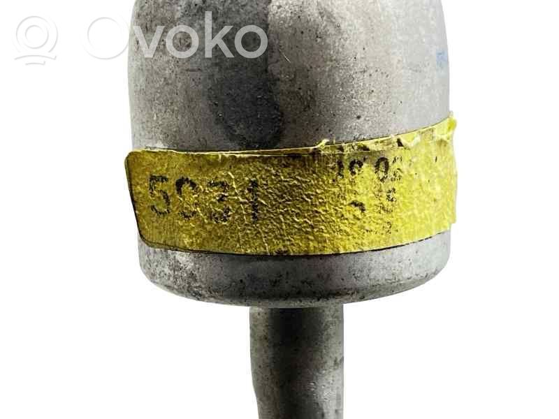 Ilmastointilaitteen putki (A/C)   13427502,39025931