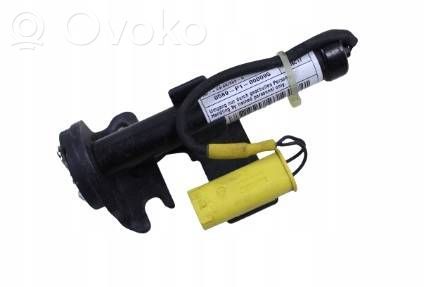 BMW 5 G30 G31 G38 Alte piese compartiment motor 