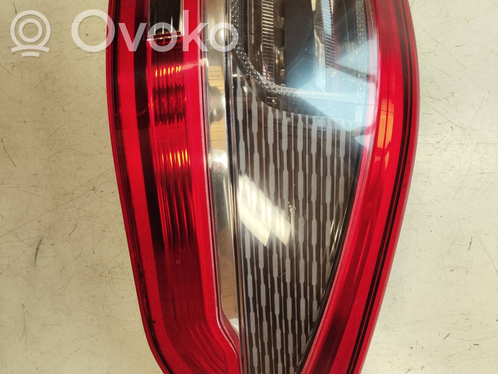 Lampa tylna   17318702,NUU1108