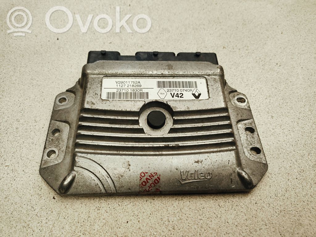 Dacia Duster Engine control unit/module 