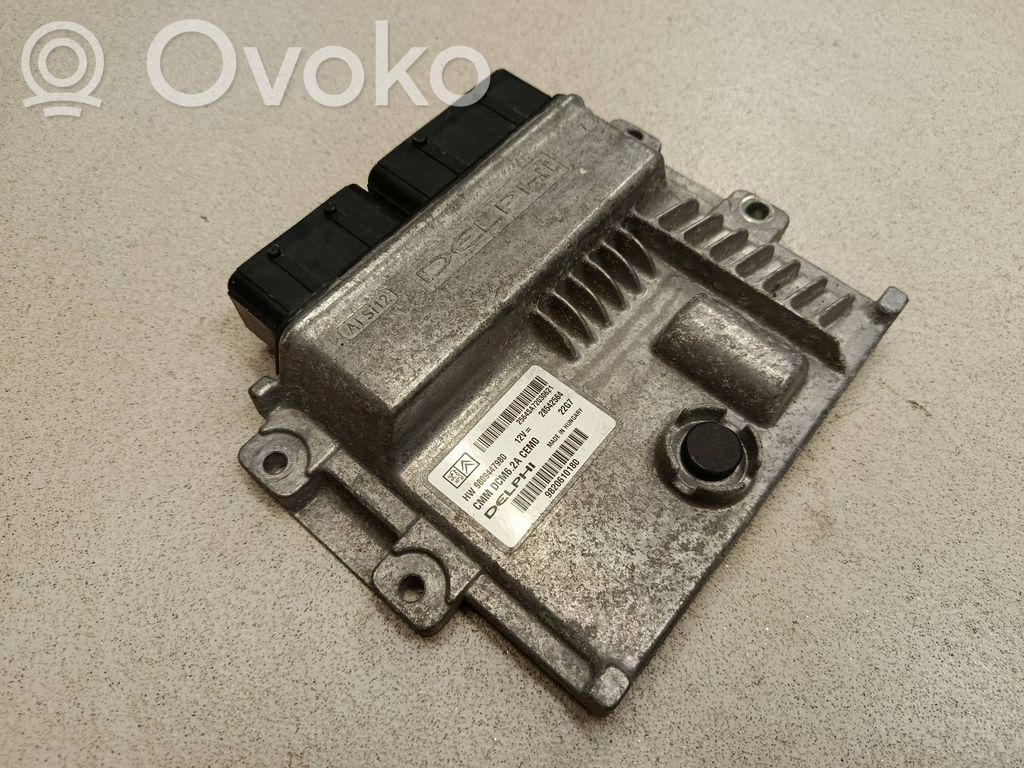 Peugeot 3008 II Engine control unit/module 
