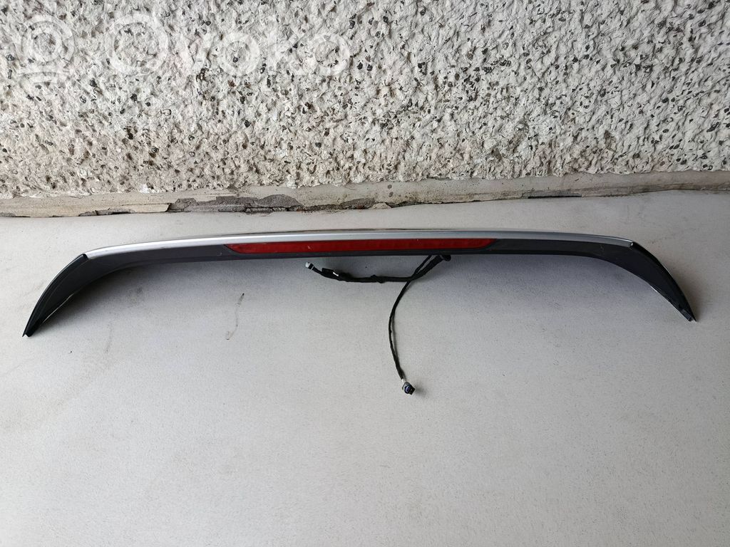 Volkswagen Golf VIII Spojler klapy tylnej / bagażnika 