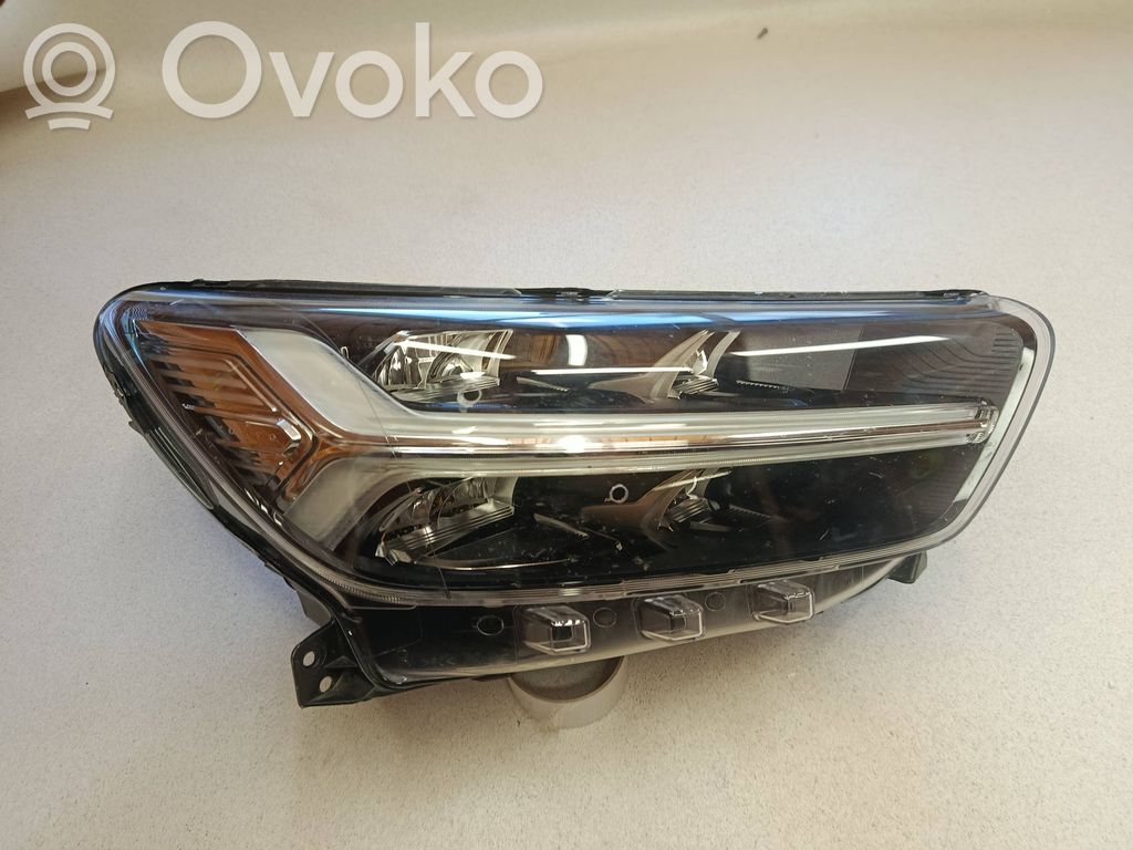 Volvo XC40 Scheinwerfer 