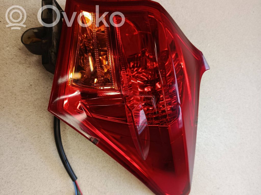 Toyota Auris E180 Takavalot 