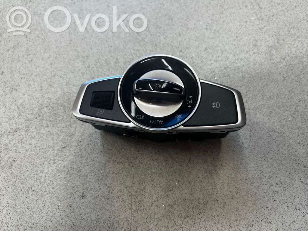 Mercedes-Benz C W205 Przełącznik świateł 