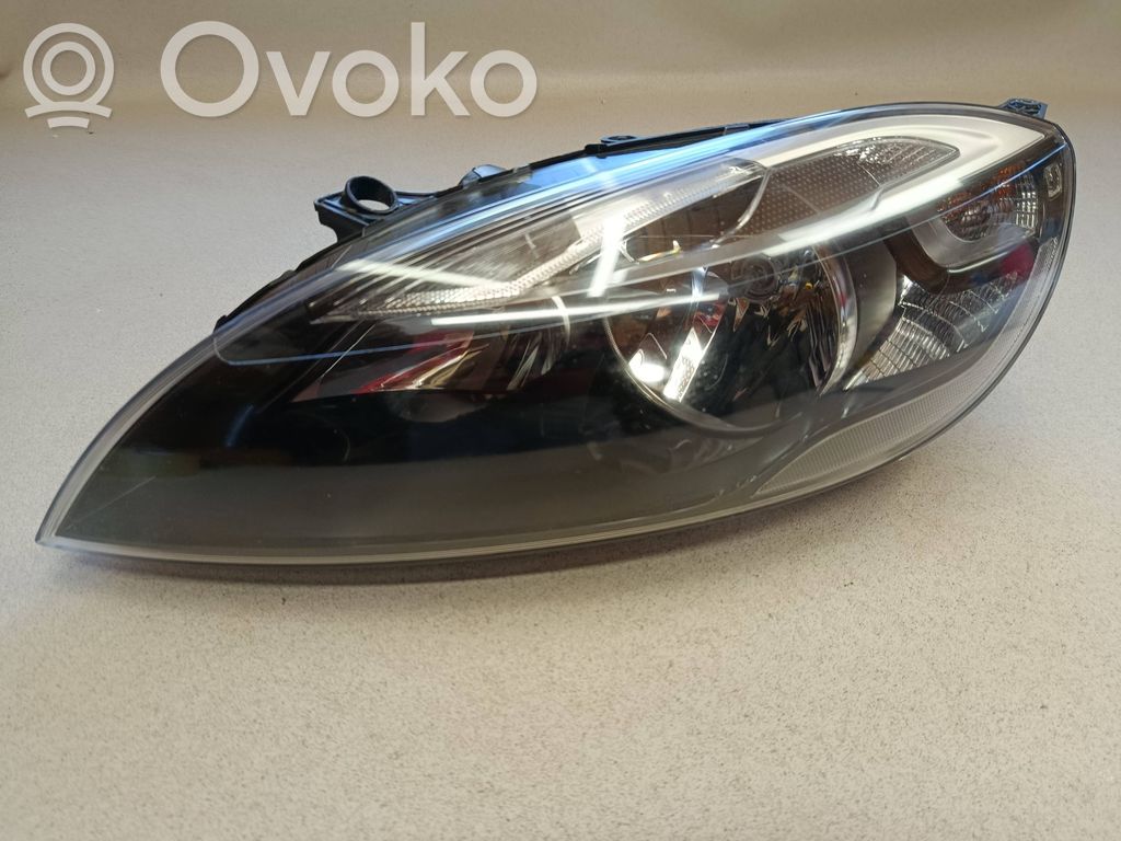 Volvo V40 Phare frontale 