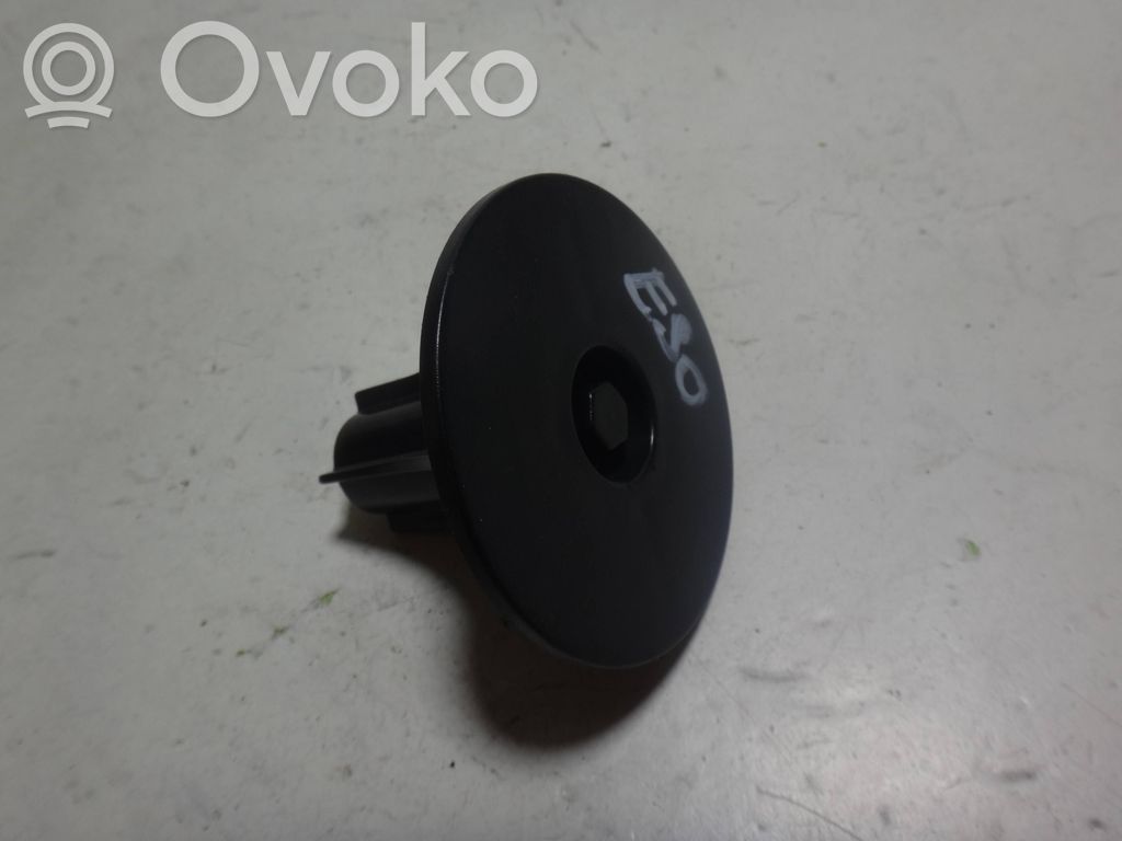 Tornillo de la rueda de repuesto   7143112,7143112