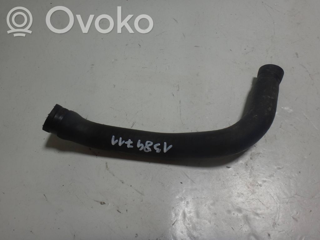 BMW 5 E34 Engine coolant pipe/hose 