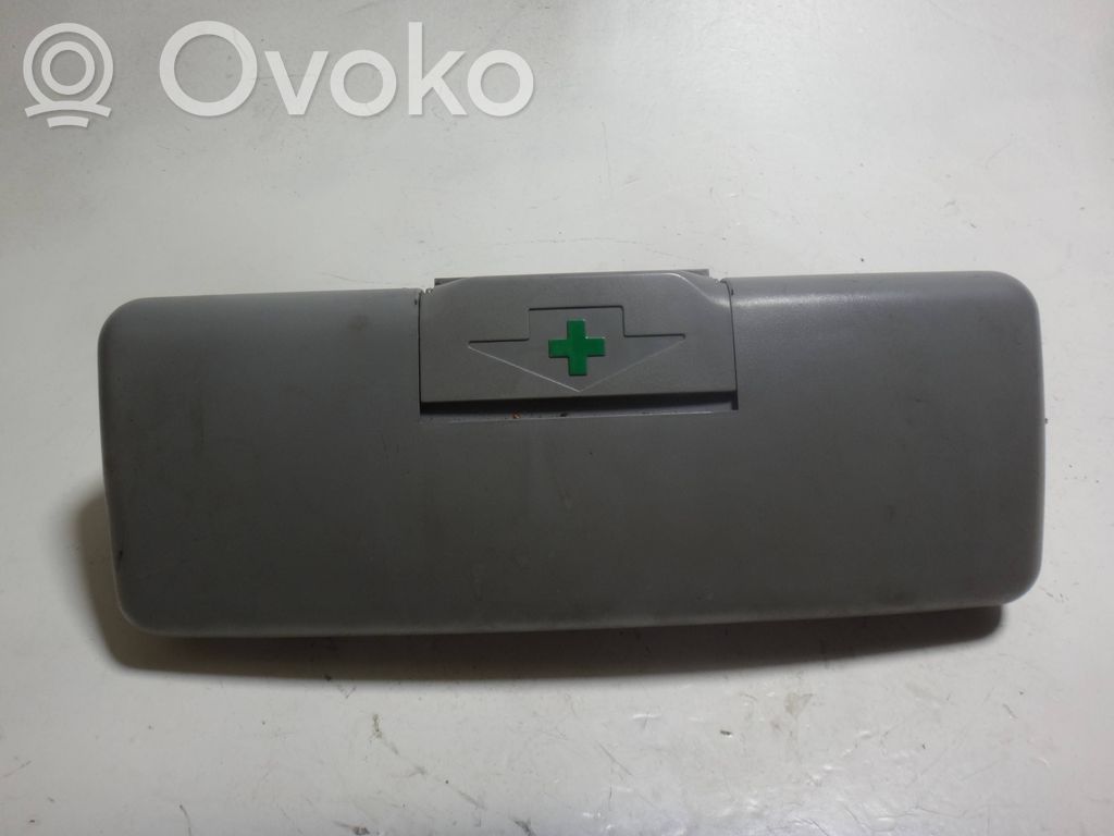 First aid kit   8176553