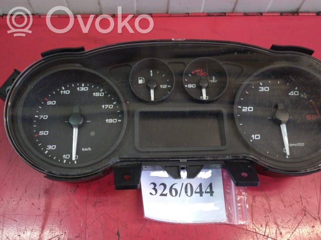 Iveco Daily 6th gen Tachimetro (quadro strumenti) 