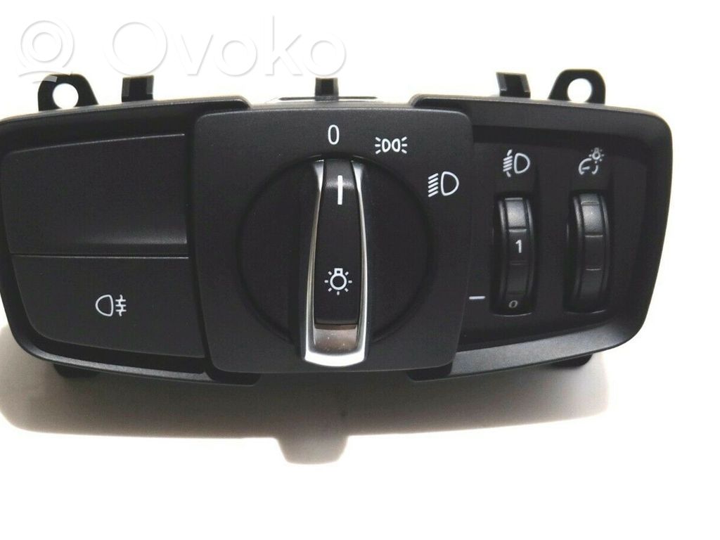 BMW 1 F20 F21 Przełącznik świateł 