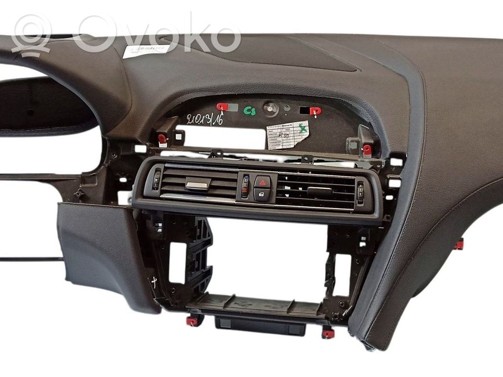 BMW 6 F06 Gran coupe Bord 