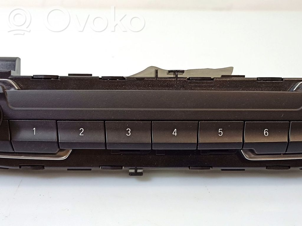 BMW 2 F46 Autres commutateurs / boutons / leviers 