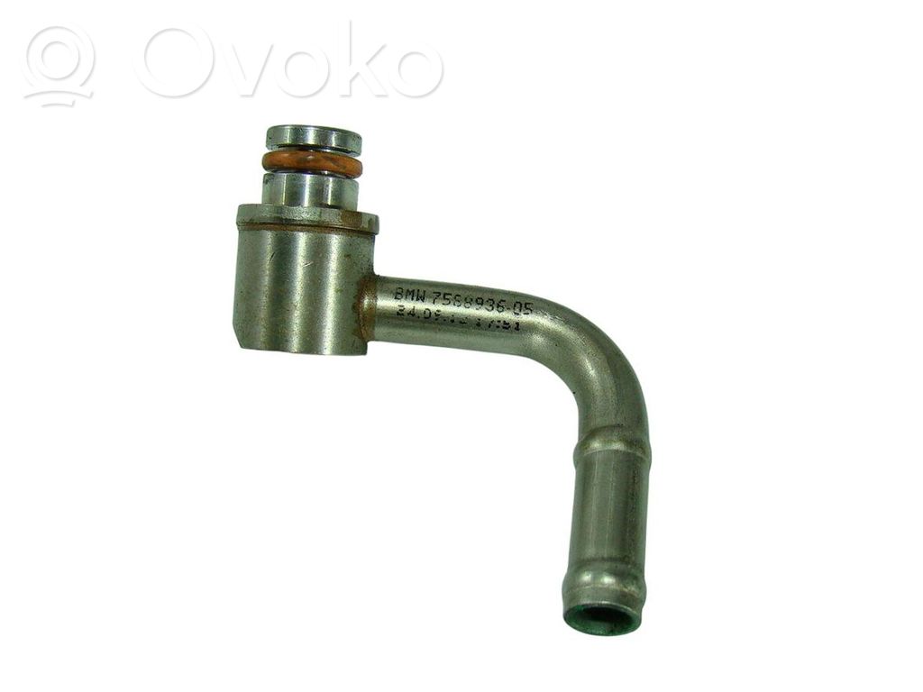 BMW 5 F10 F11 Engine coolant pipe/hose 