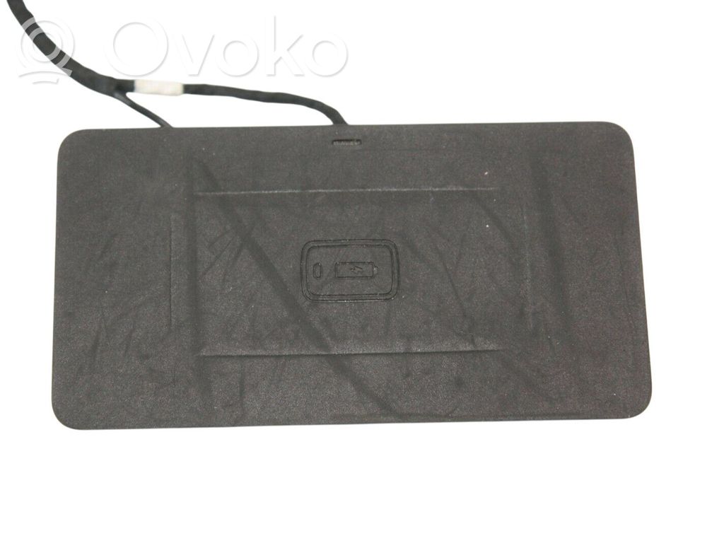 BMW X3 G01 Wireless charging module 