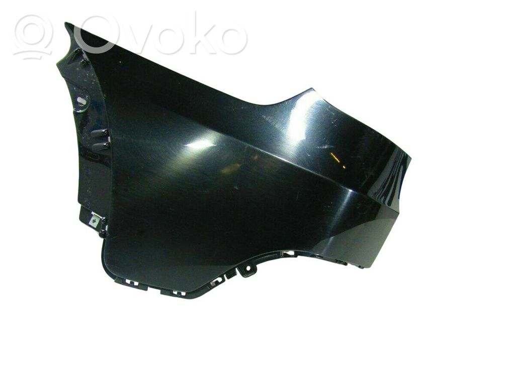 BMW X5 E70 Aizmugurē bampera stūra daļa 