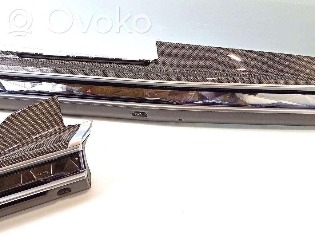 BMW 7 G70 Element deski rozdzielczej 
