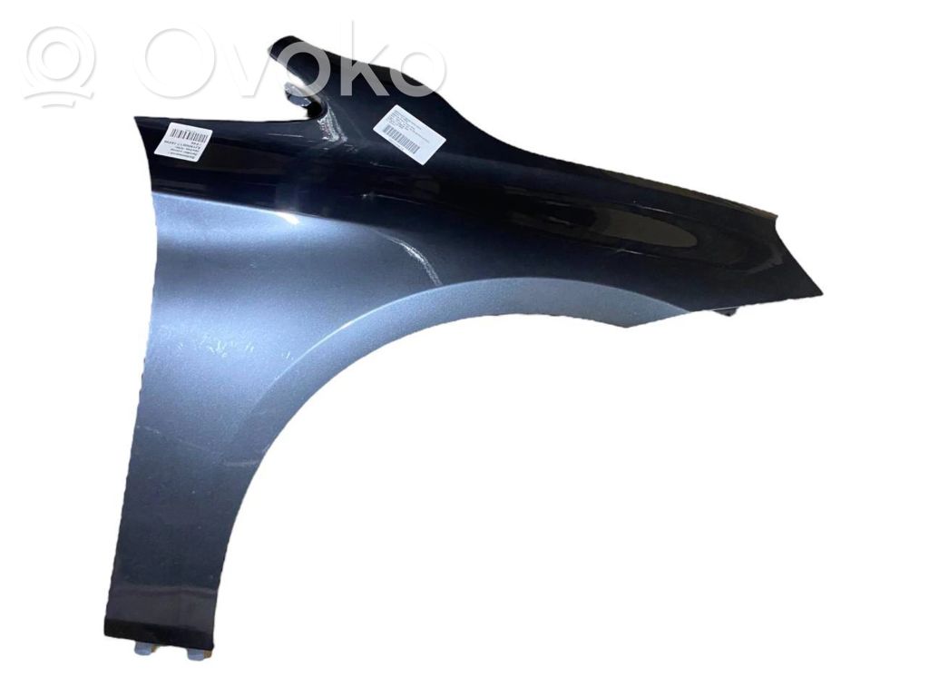 BMW 2 F46 Sparnas 