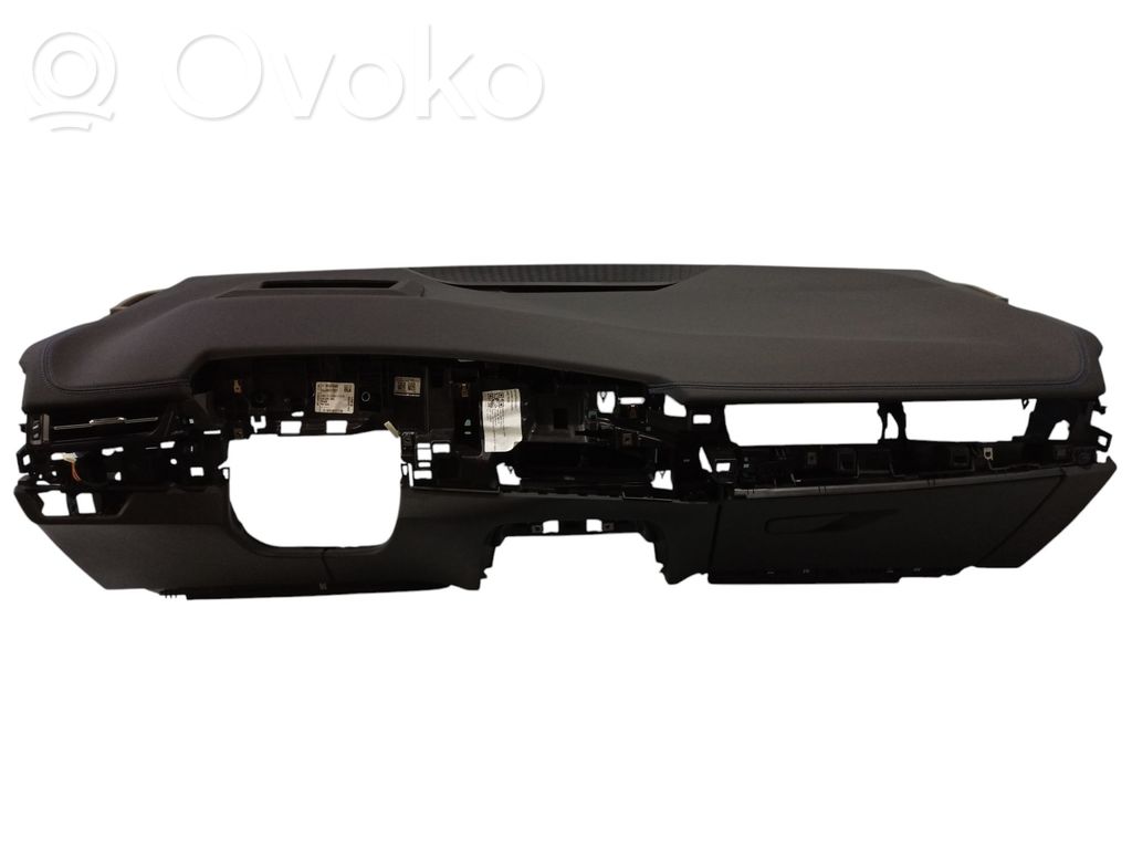 BMW 2 Active Tourer U06 Панель 