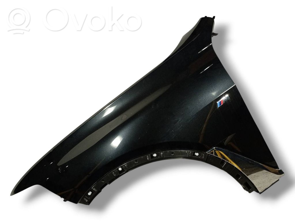 BMW X7 G07 Sparnas 