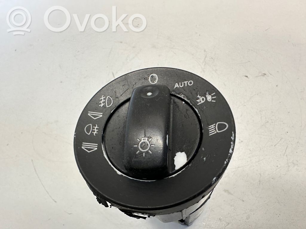 Audi A4 S4 B7 8E 8H Light switch 