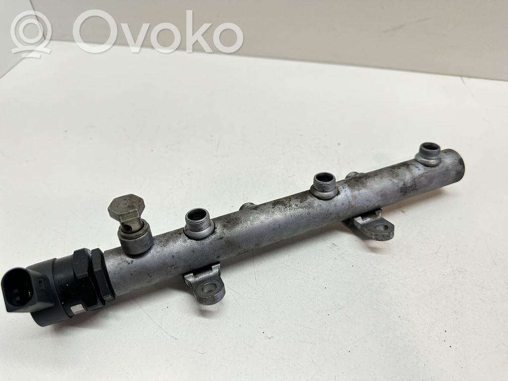 Audi Q7 4L Fuel main line pipe 